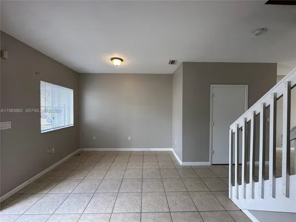 $2,000 | 1536 Southeast 31st Court, Unit 1536, Homestead, FL 33035