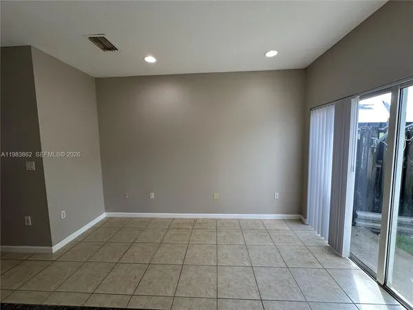 $2,000 | 1536 Southeast 31st Court, Unit 1536, Homestead, FL 33035