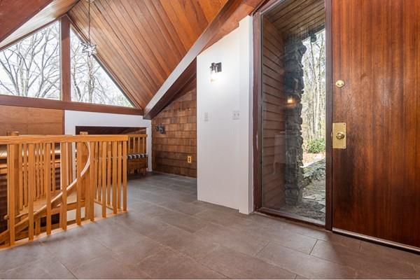 351 Maynard Road Sudbury, MA 01776 - Photo 11 of 39 Gallery Image 11