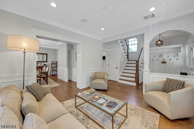 228 Miller Road Mahwah, NJ 07430 - Photo 6 of 26