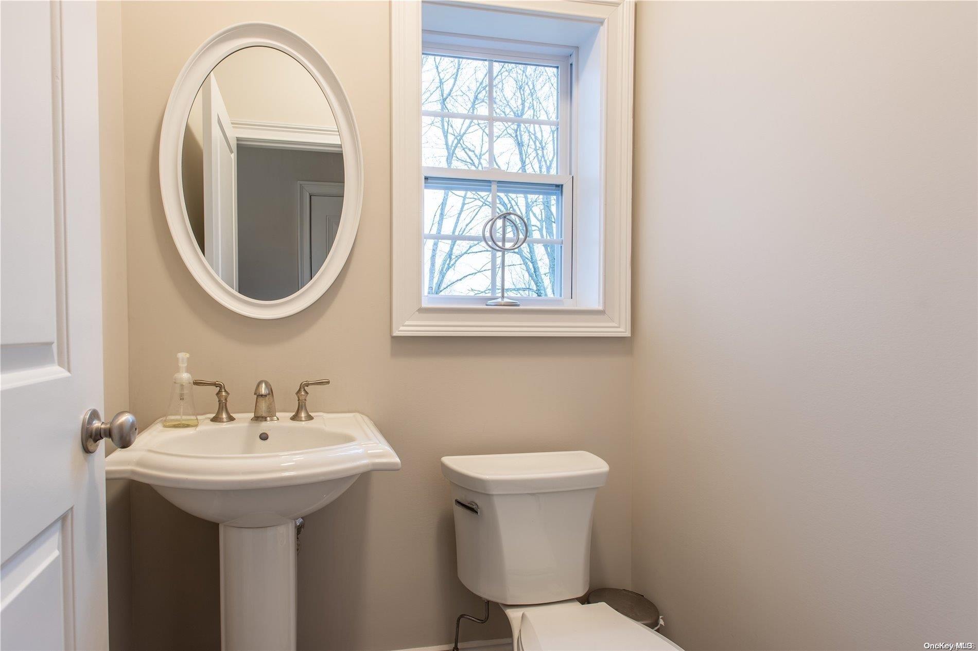 Tbb Gateway Court Hampton Bays, NY 11946 - Photo 8 of 18