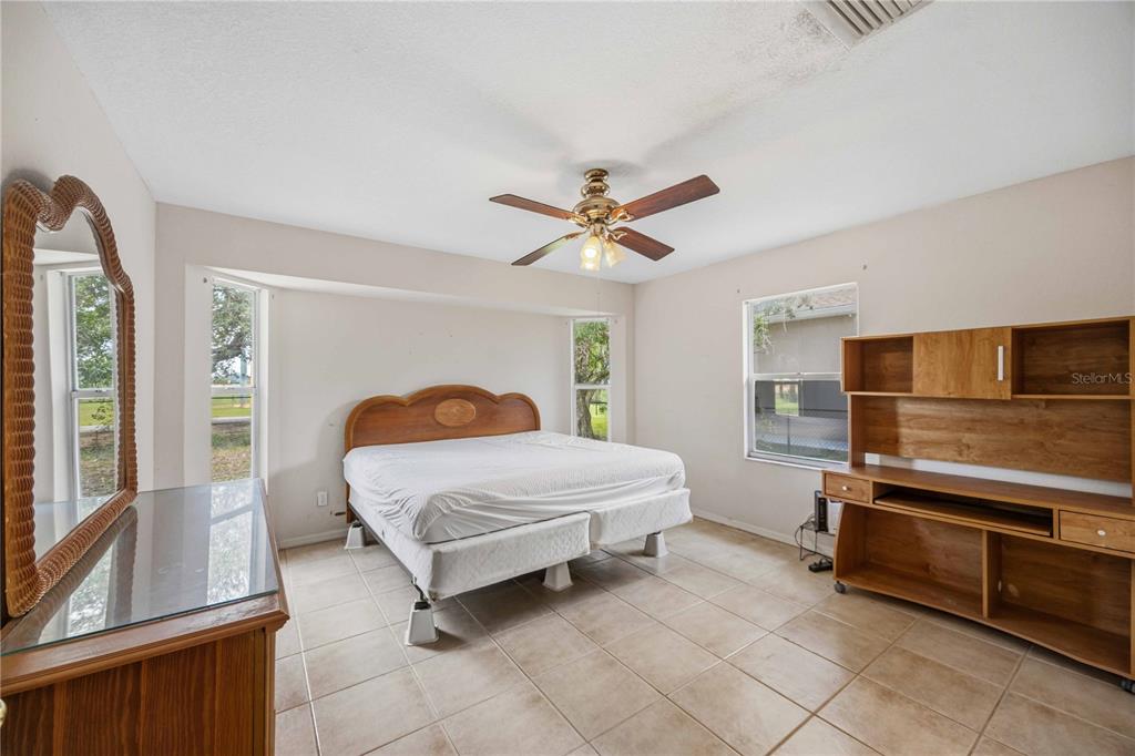 1750 Yakutat Road North Port, FL 34287 - Photo 15 of 36 Gallery Image 15