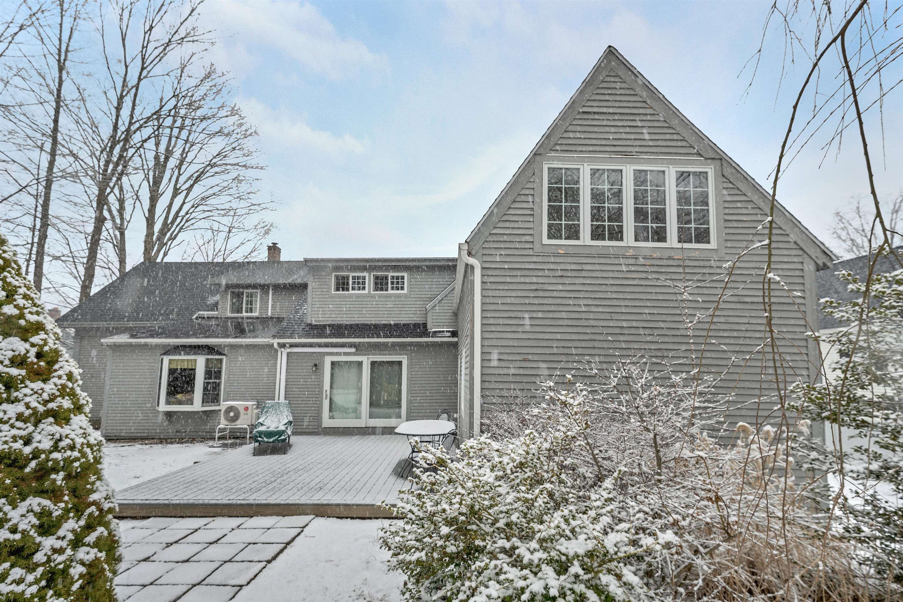 133 Main Street Meredith, NH 03253 - Photo 5 of 61