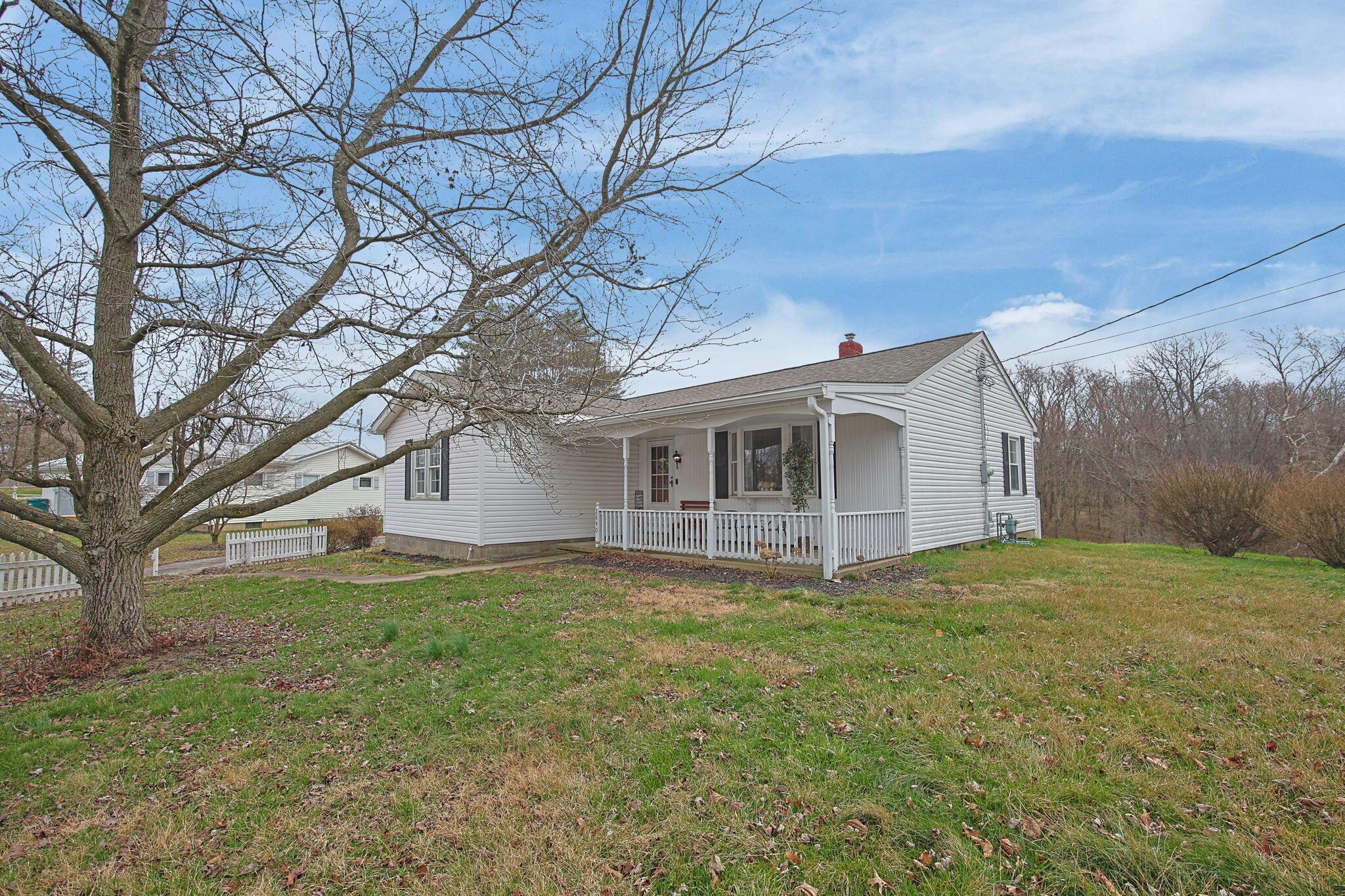 2840 Boggs Road Zanesville, OH 43701 - Photo 3 of 46 3-web-or-mls-2840-boggs-rd