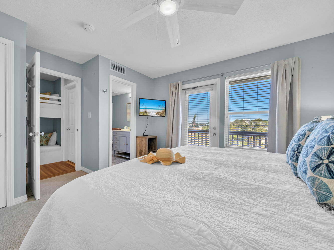 2001 Devmor Court, Unit 2C Fort Walton Beach, FL 32548 - Photo 18 of 36 Bedroom