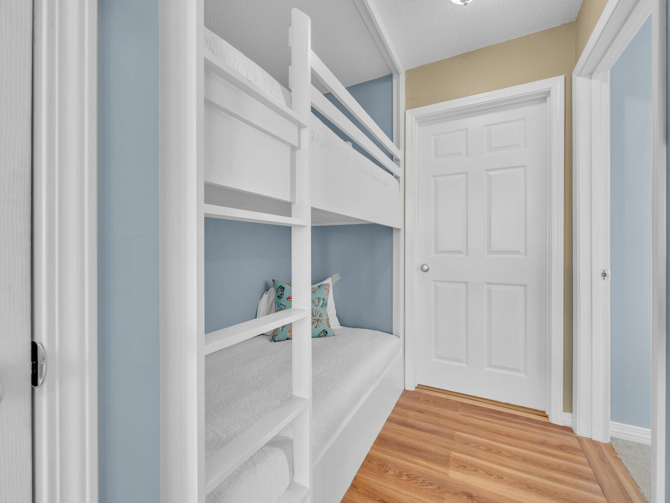 2001 Devmor Court, Unit 2C Fort Walton Beach, FL 32548 - Photo 24 of 36 Bunks