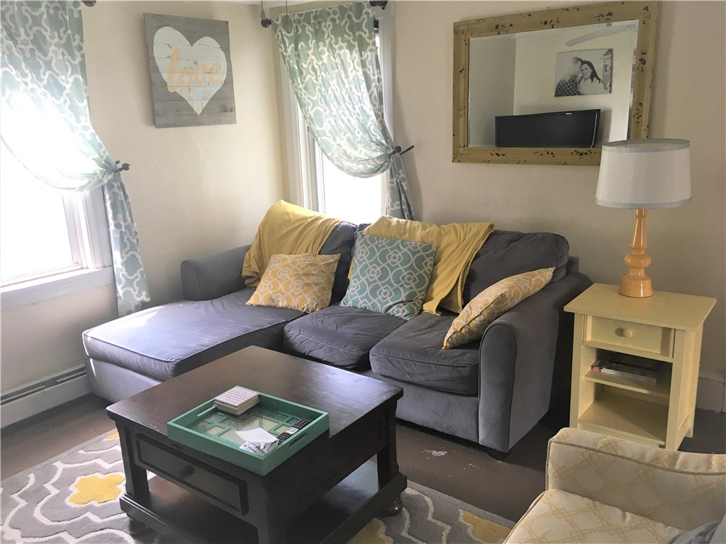 24 Barney Street Warren, RI 02885 - Photo 13 of 27 Gallery Image 13