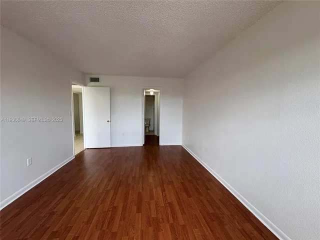 a view of utility room