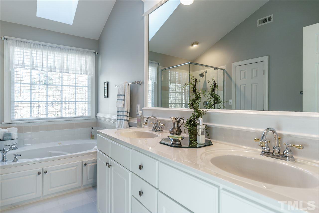 913 Oak Creek Road Raleigh, NC 27615 - Photo 14 of 25
