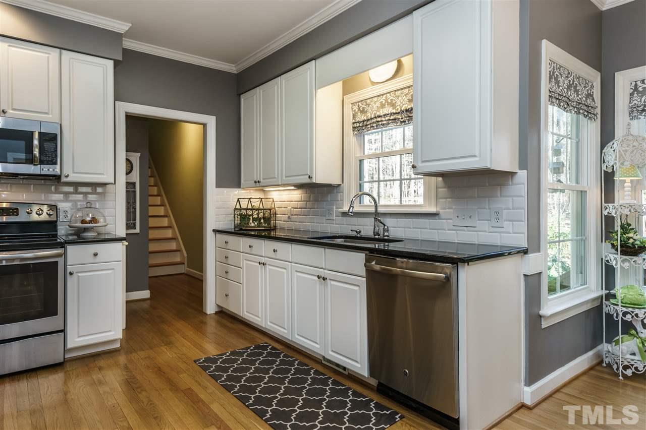 913 Oak Creek Road Raleigh, NC 27615 - Photo 8 of 25