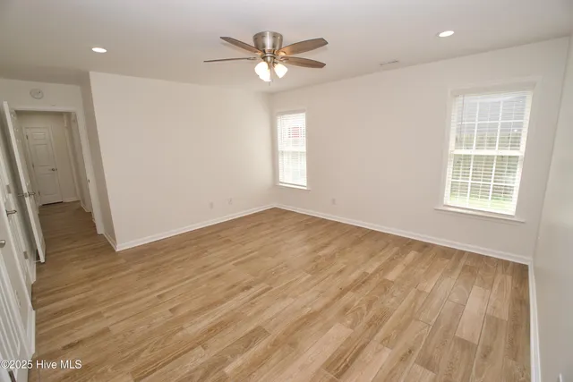 $1,800 | 210 Hayden Place, Jacksonville, NC 28540