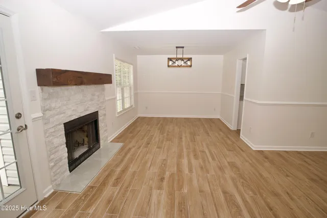 $1,800 | 210 Hayden Place, Jacksonville, NC 28540