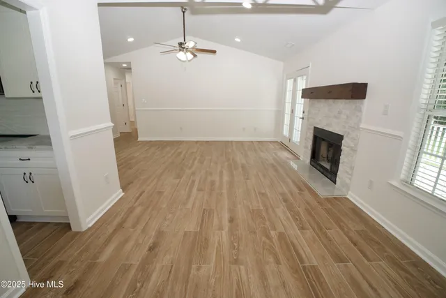 $1,800 | 210 Hayden Place, Jacksonville, NC 28540