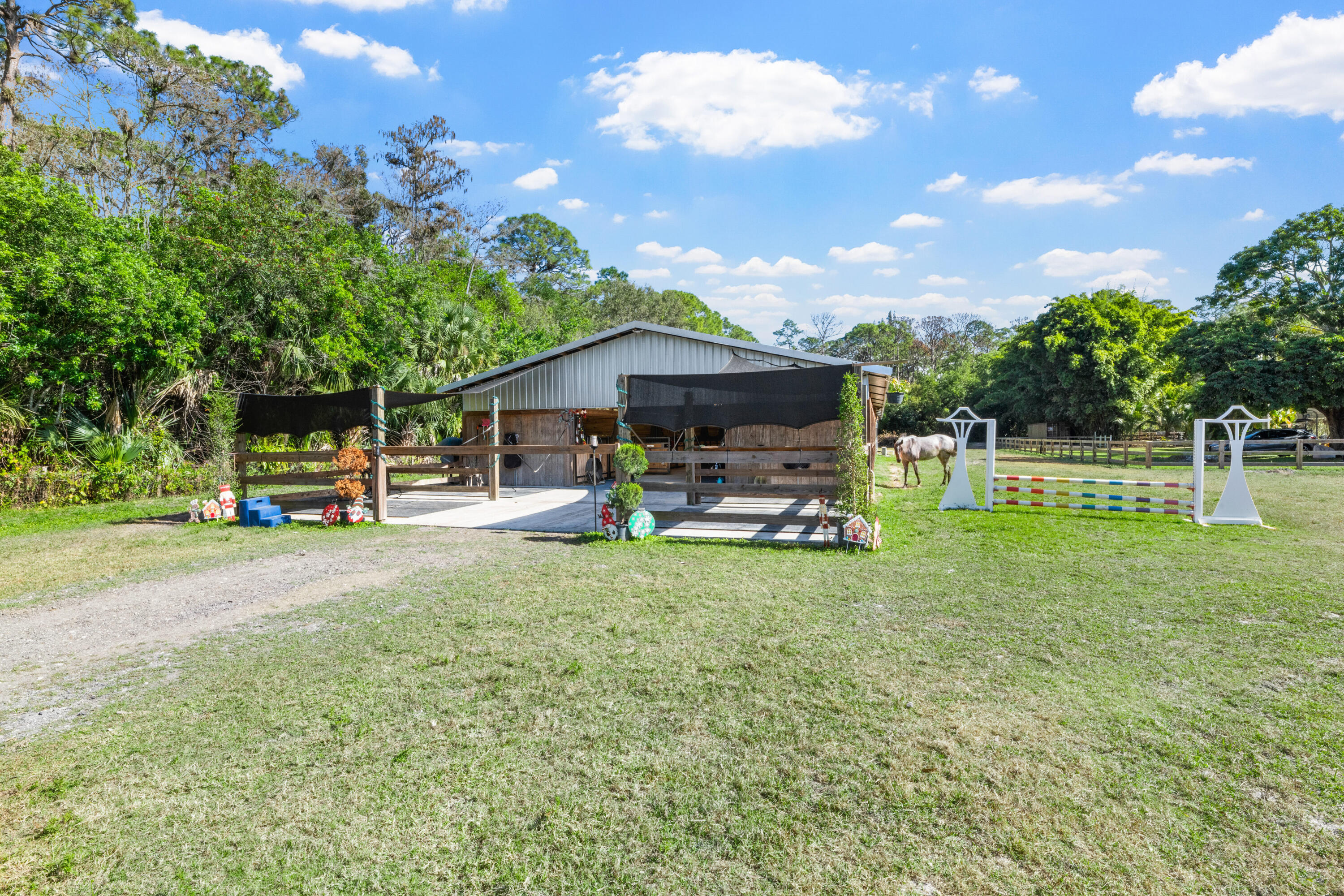 1068 D Road Loxahatchee, FL 33470 - Photo 32 of 73 1068 D Rd Loxahatchee Groves-print-039-0