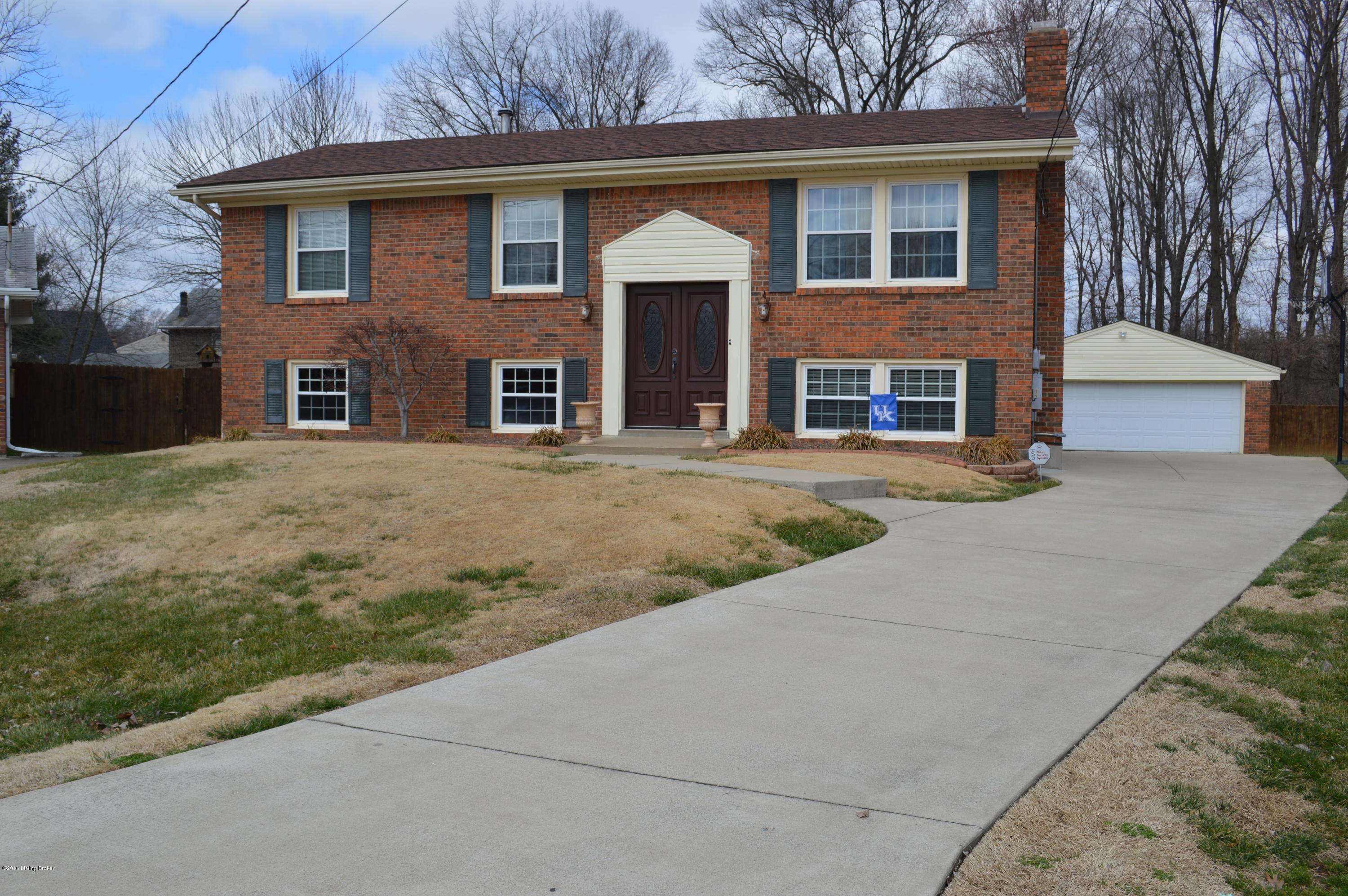 3613 Cutler Road Louisville, KY 40219 - Photo 1 of 25 DSC_1449