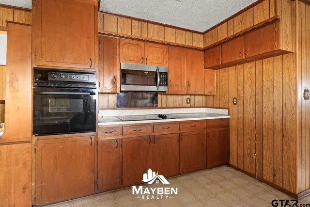 $450,000 | 6406 Highway 37, Talco, TX 75487