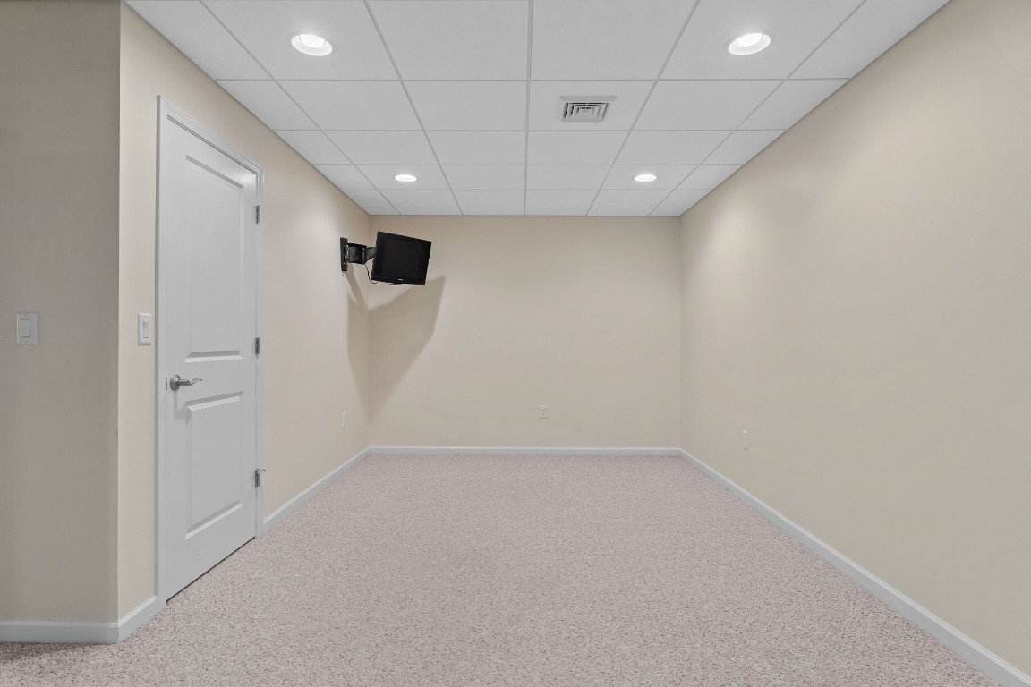 1 Eagle Drive Endicott, NY 13760 - Photo 40 of 46