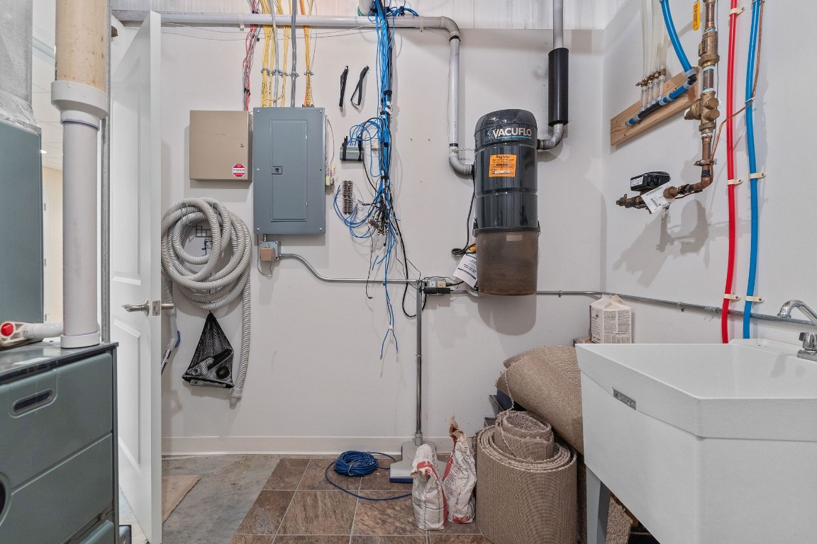 1 Eagle Drive Endicott, NY 13760 - Photo 41 of 46