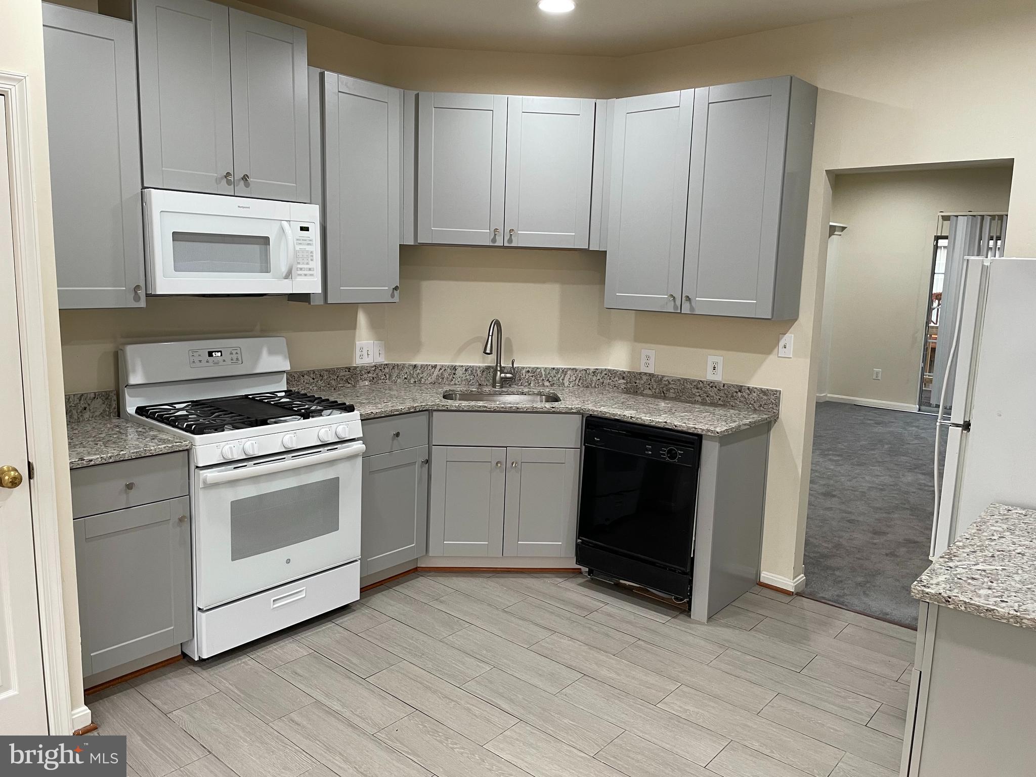 12200 Caithness Circle Bristow, VA 20136 - Photo 4 of 43