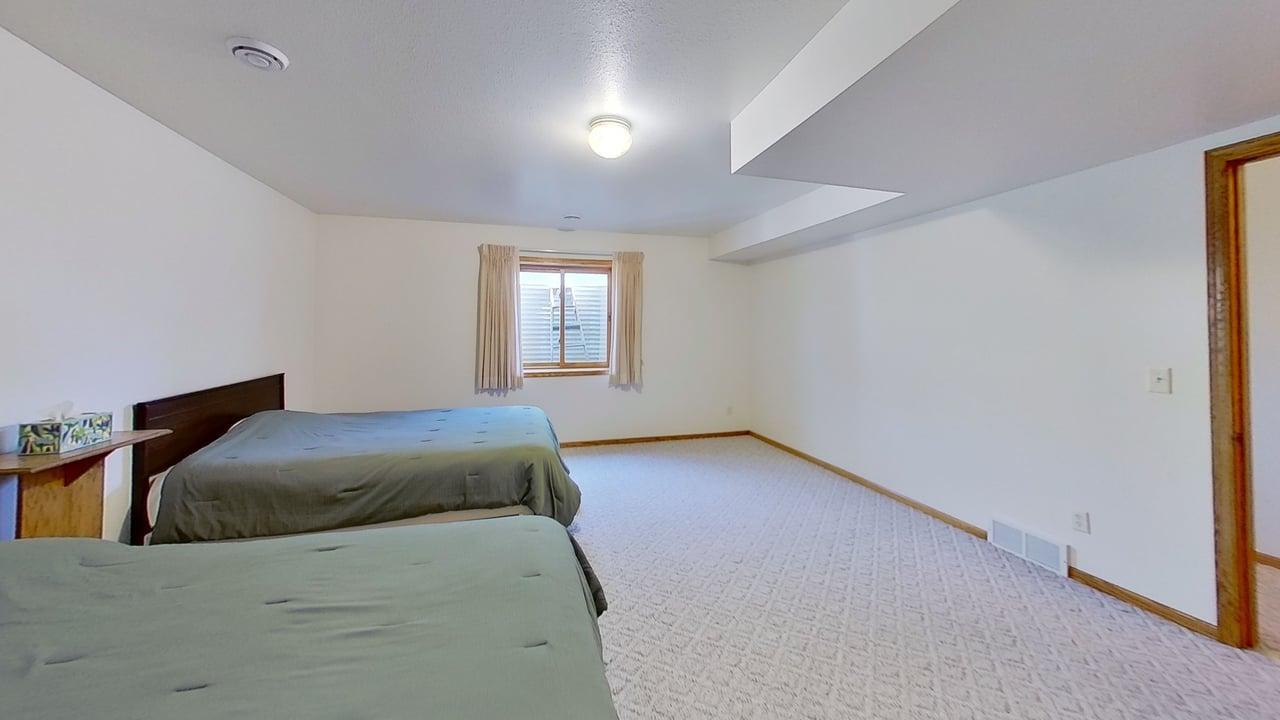 401 South Bruce Street Marshall, MN 56258 - Photo 27 of 45