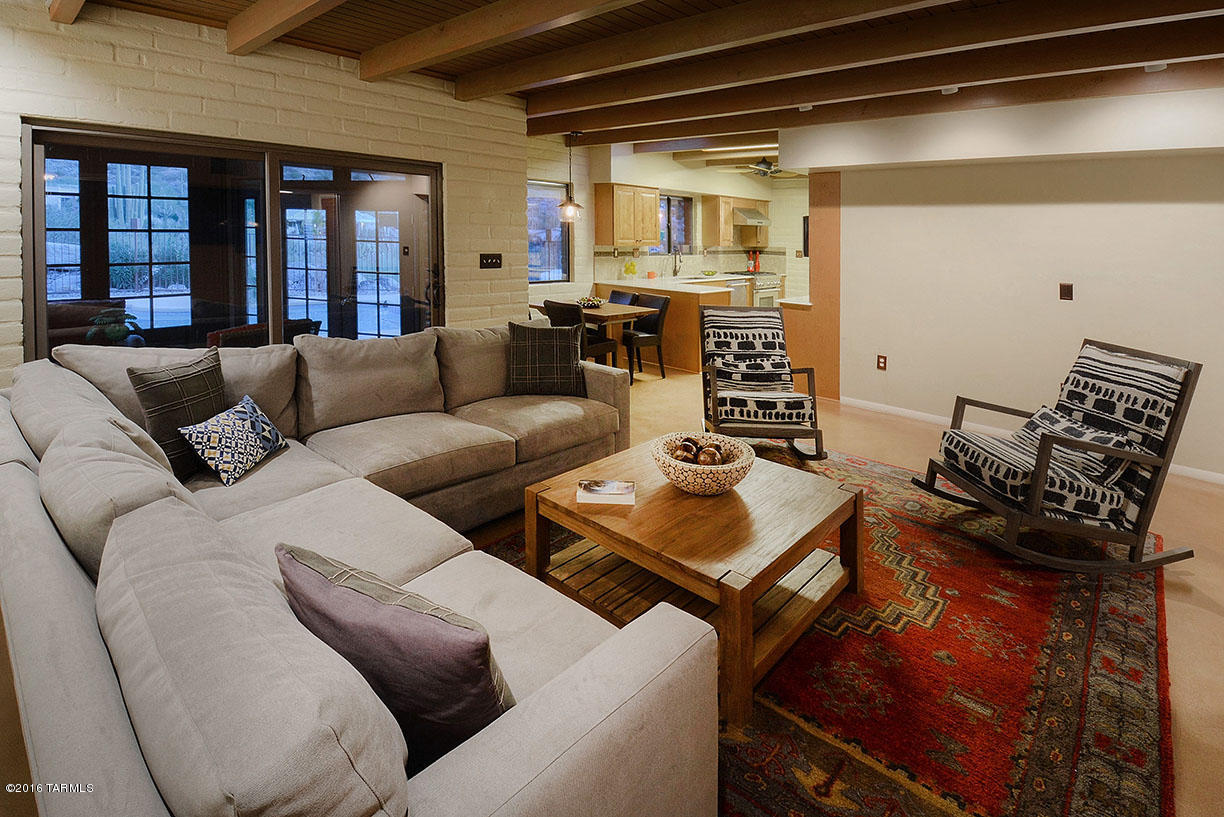 6831 North Cocopas Road Tucson, AZ 85718 - Photo 8 of 31 Gallery Image 8