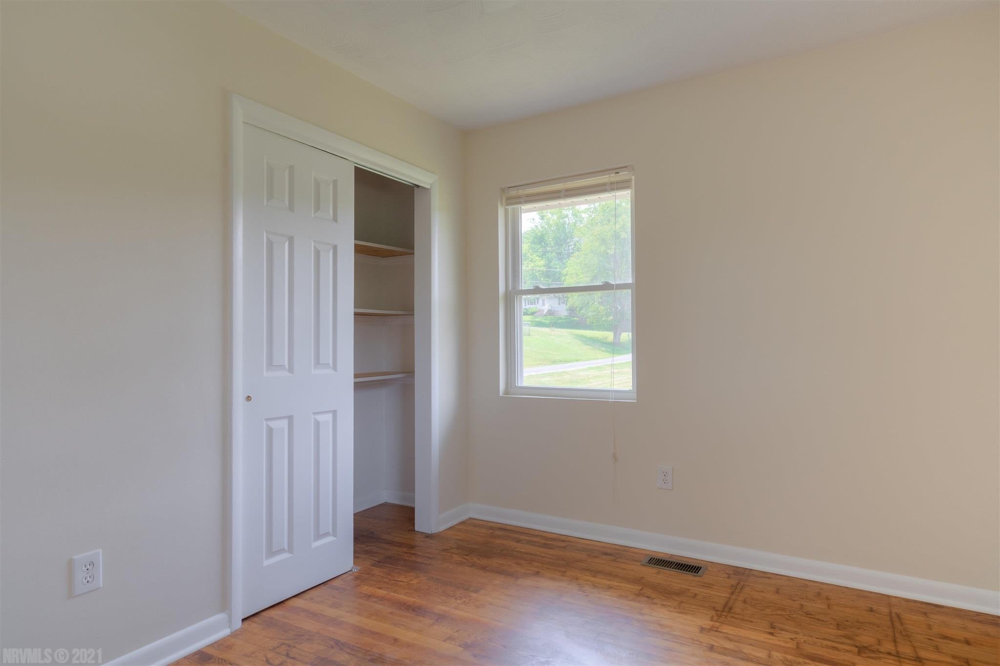 2852 Spring House Road Christiansburg, VA 24073 - Photo 27 of 30 Gallery Image 27