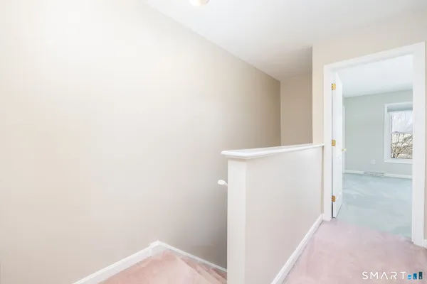 $2,200 | 2 The Hamlet, Unit E, Enfield, CT 06082