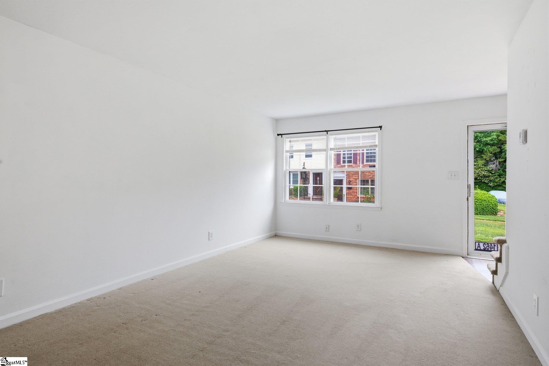 1462 Dover Road, Unit A Spartanburg, SC 29301 - Photo 7 of 28