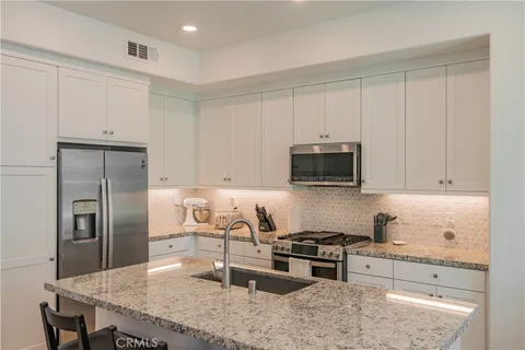 $429,995 | 27466 Mercantile Court, Unit 203, Valencia, CA 91381