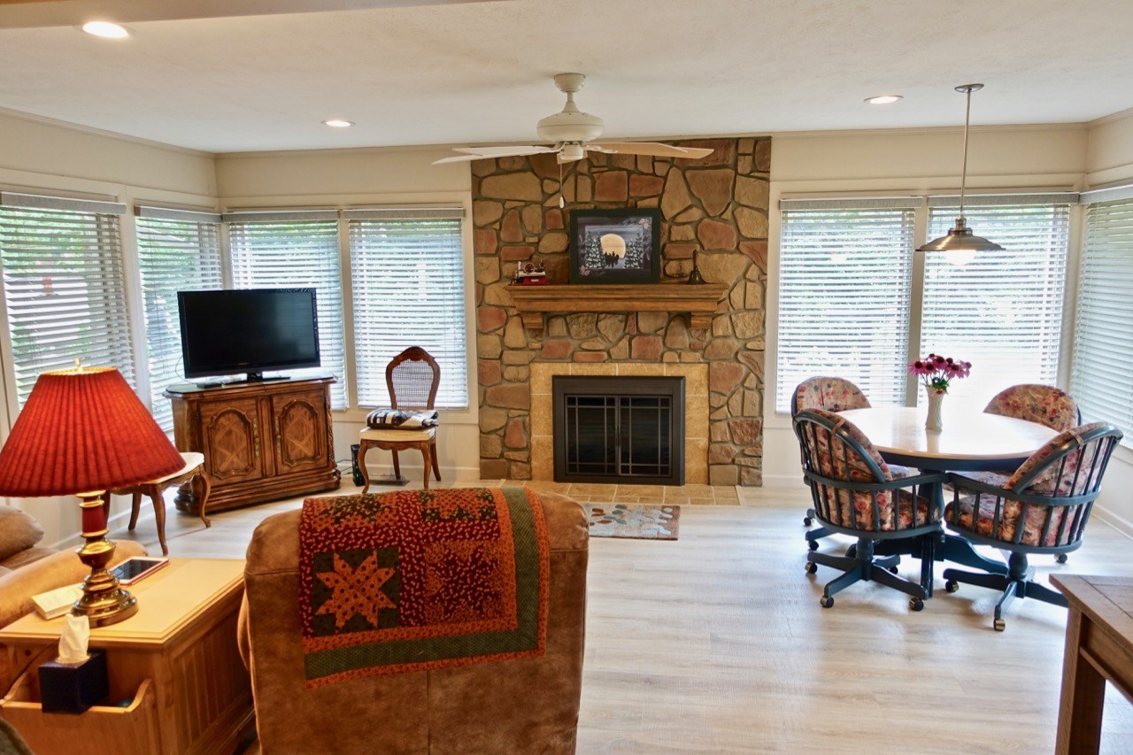 210 North Winthrop Road Muncie, IN 47304 - Photo 9 of 36 Gallery Image 9