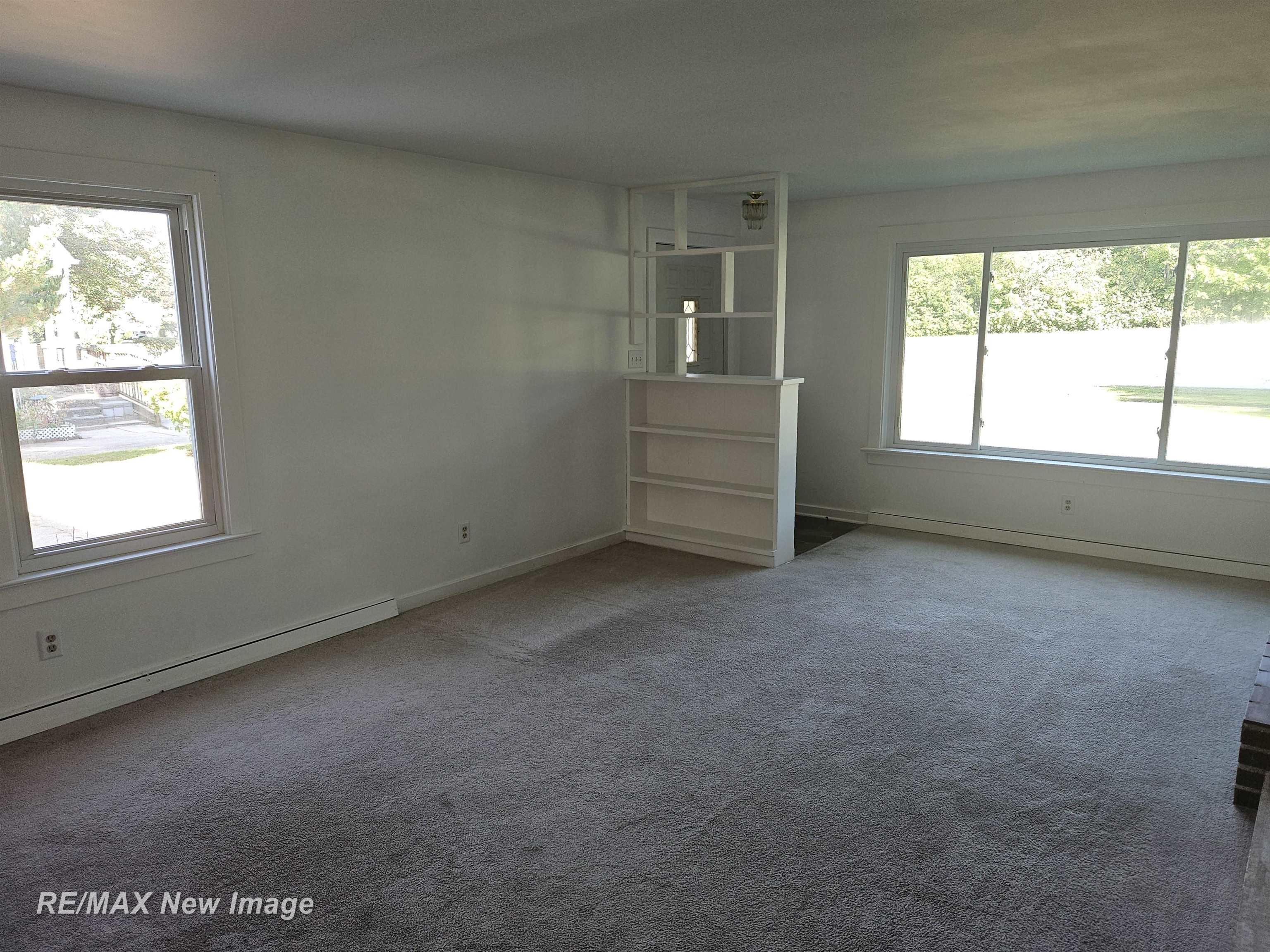 4290 Baker Road Bridgeport, MI 48722 - Photo 5 of 18