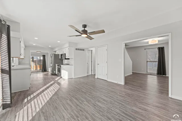 $372,500 | 1113 Somerset Circle, Lawrence, KS 66049