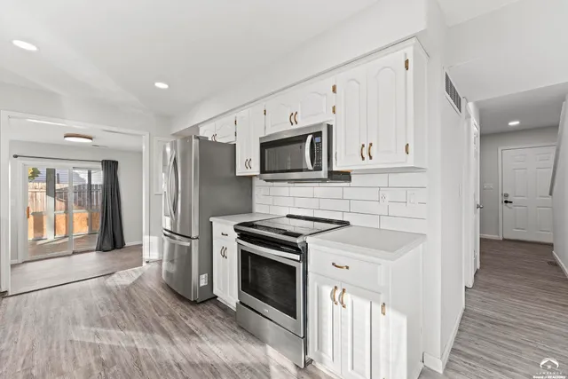 $372,500 | 1113 Somerset Circle, Lawrence, KS 66049