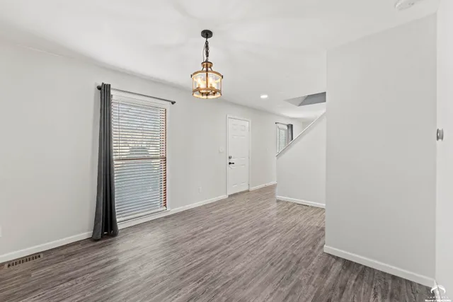 $372,500 | 1113 Somerset Circle, Lawrence, KS 66049