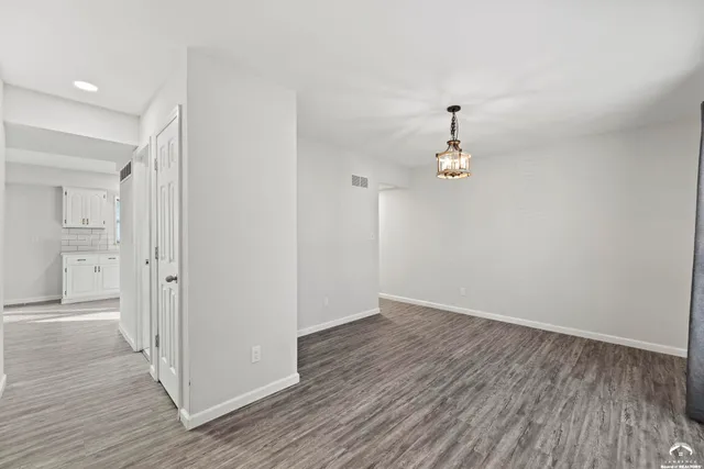 $372,500 | 1113 Somerset Circle, Lawrence, KS 66049