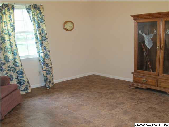 175 Wagon Wheel Road Sylacauga, AL 35150 - Photo 12 of 17 Gallery Image 12