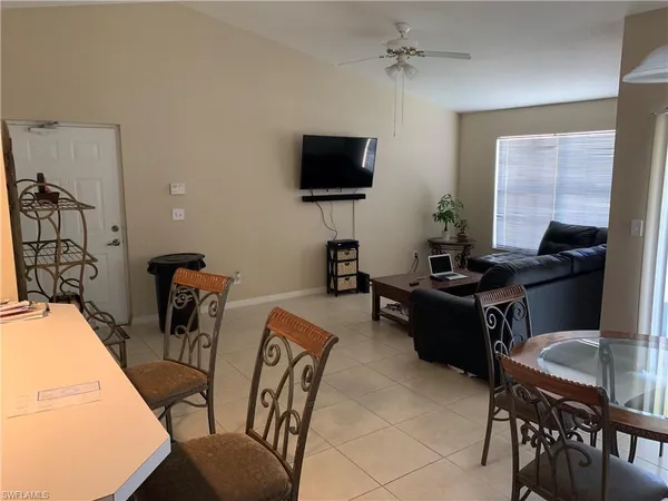 $1,700 | 4710 St Croix Lane, Unit 238, Naples, FL 34109