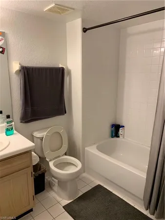 $1,700 | 4710 St Croix Lane, Unit 238, Naples, FL 34109