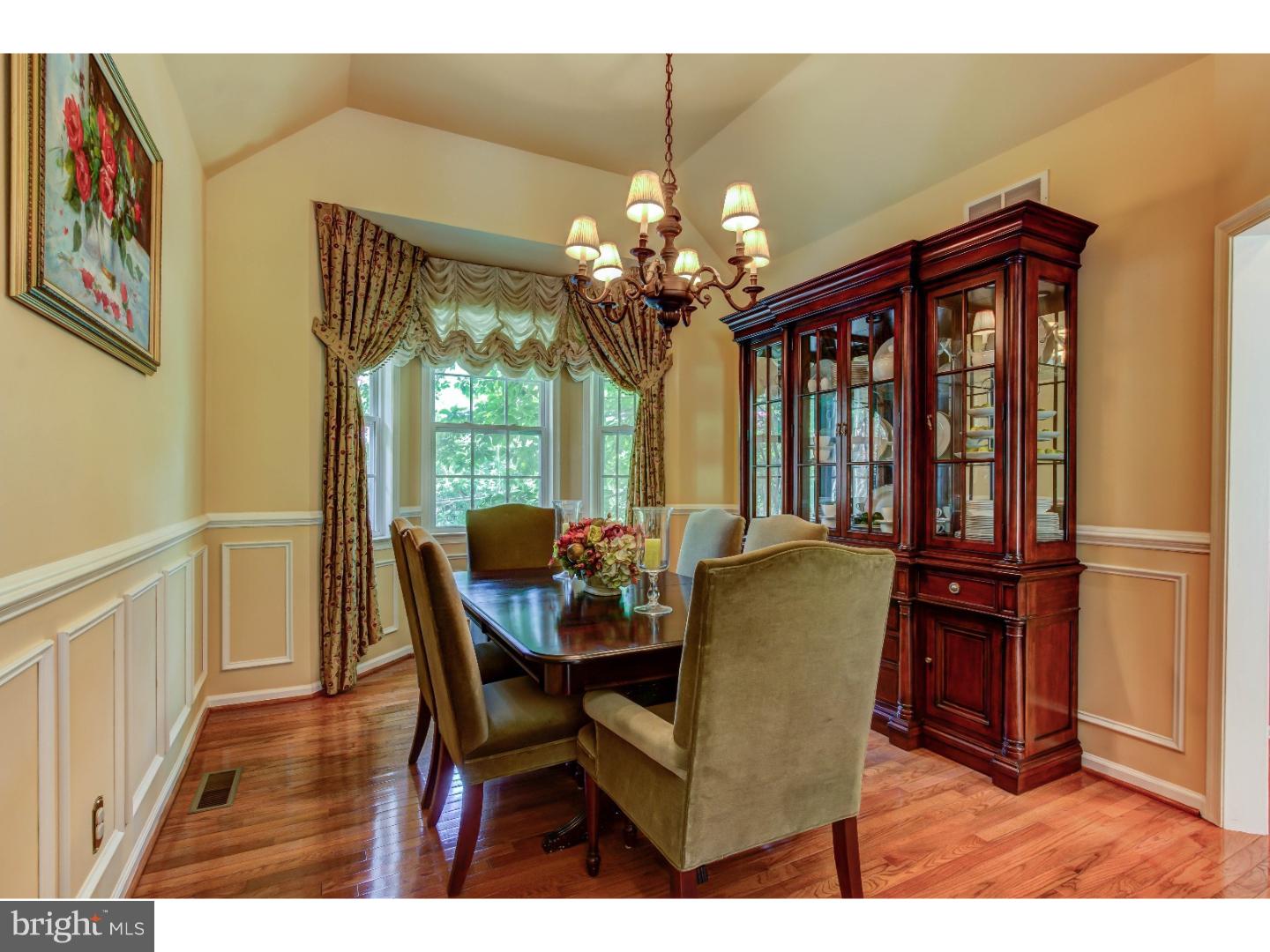562 Howellville Road Berwyn, PA 19312 - Photo 8 of 19