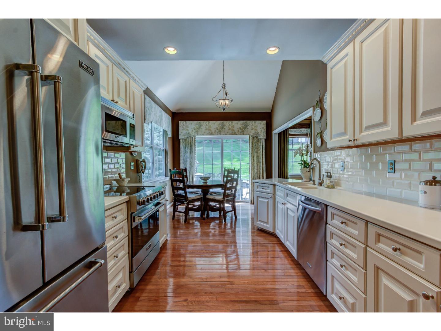 562 Howellville Road Berwyn, PA 19312 - Photo 10 of 19