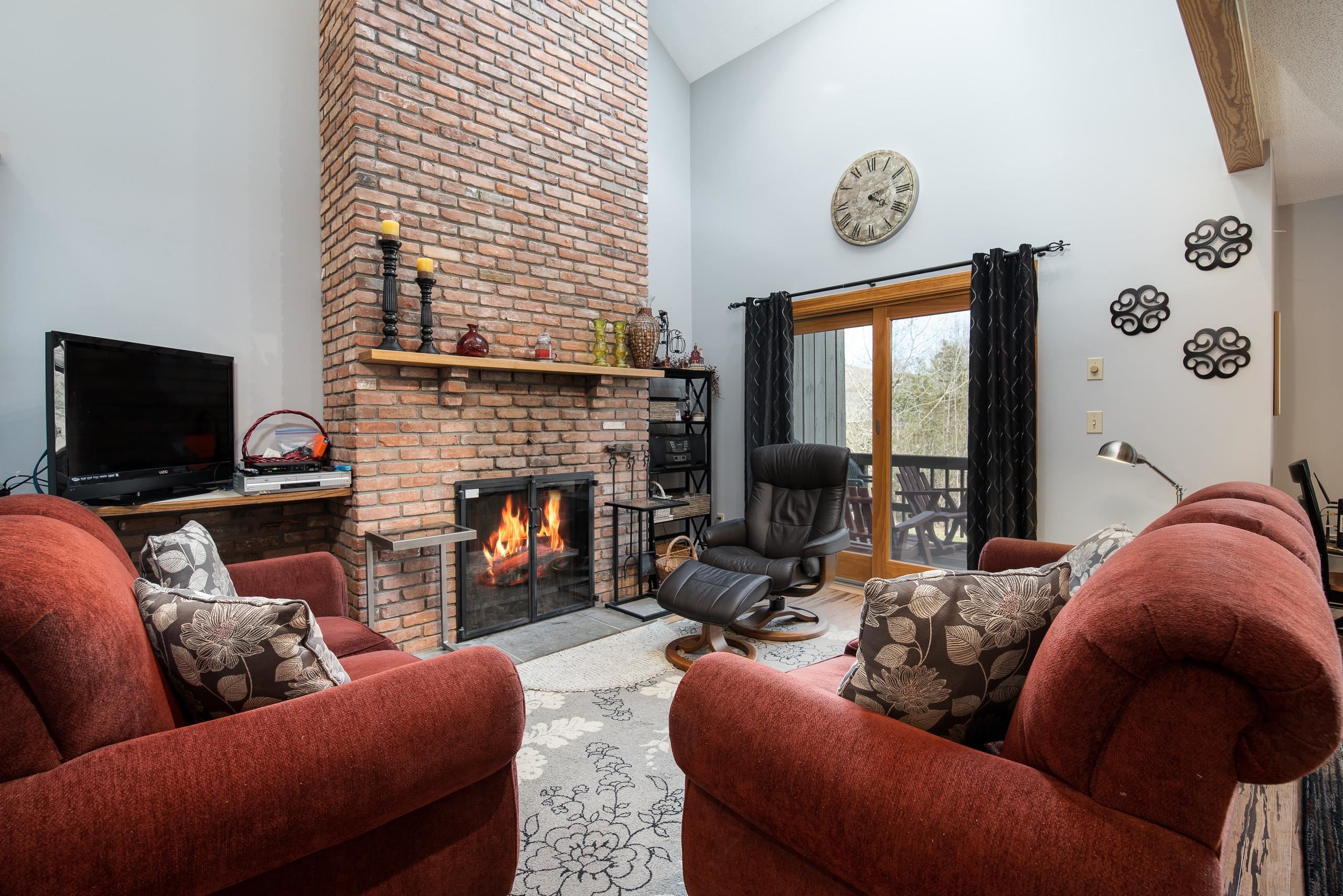 53 Colony Club Road, Unit F34 Killington, VT 05751 - Photo 4 of 40