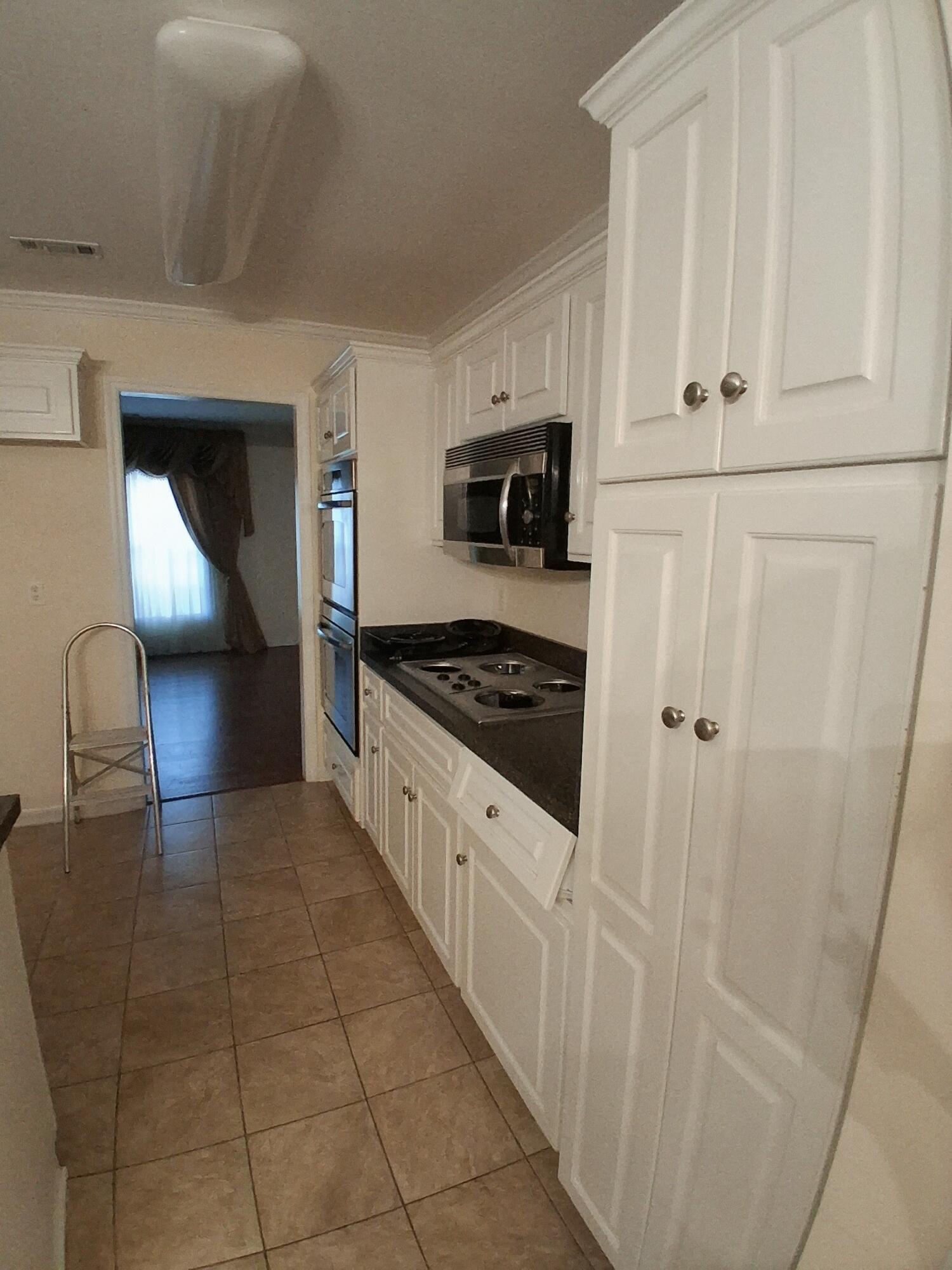 1616 Belleville Road Orangeburg, SC 29115 - Photo 8 of 25 20260528_184307~2