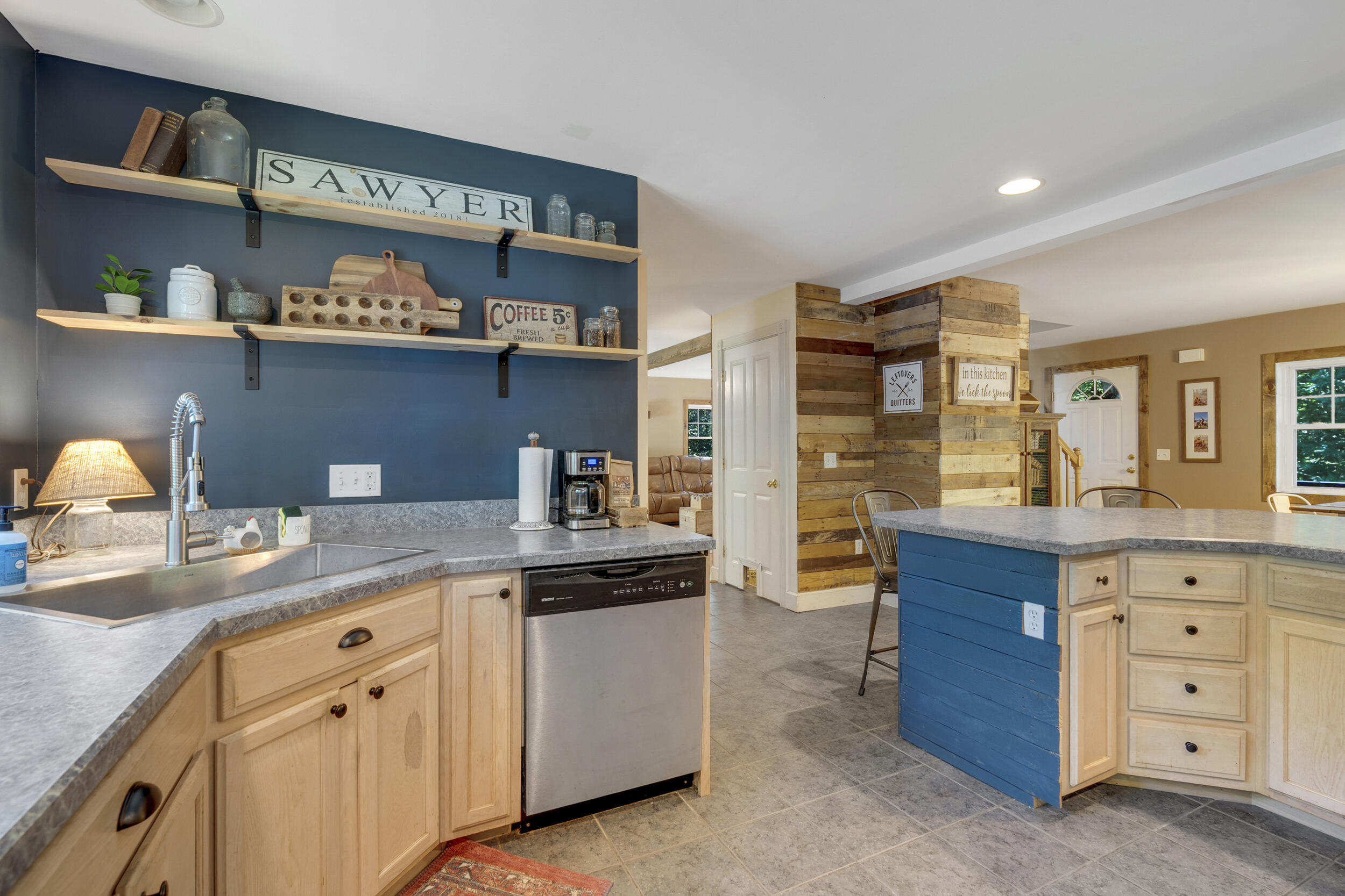 11 Read Road Windham, ME 04062 - Photo 11 of 73 40_11read-38