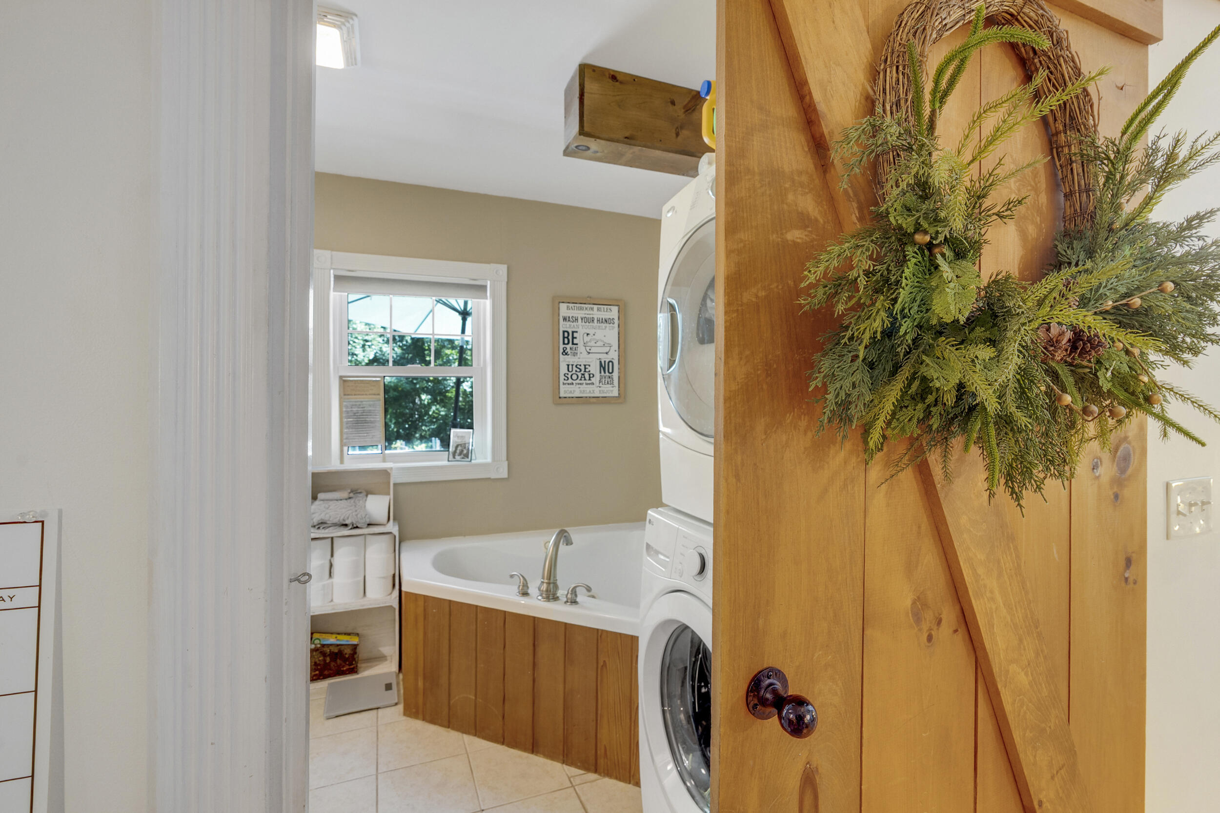 11 Read Road Windham, ME 04062 - Photo 12 of 73 41_11read-39