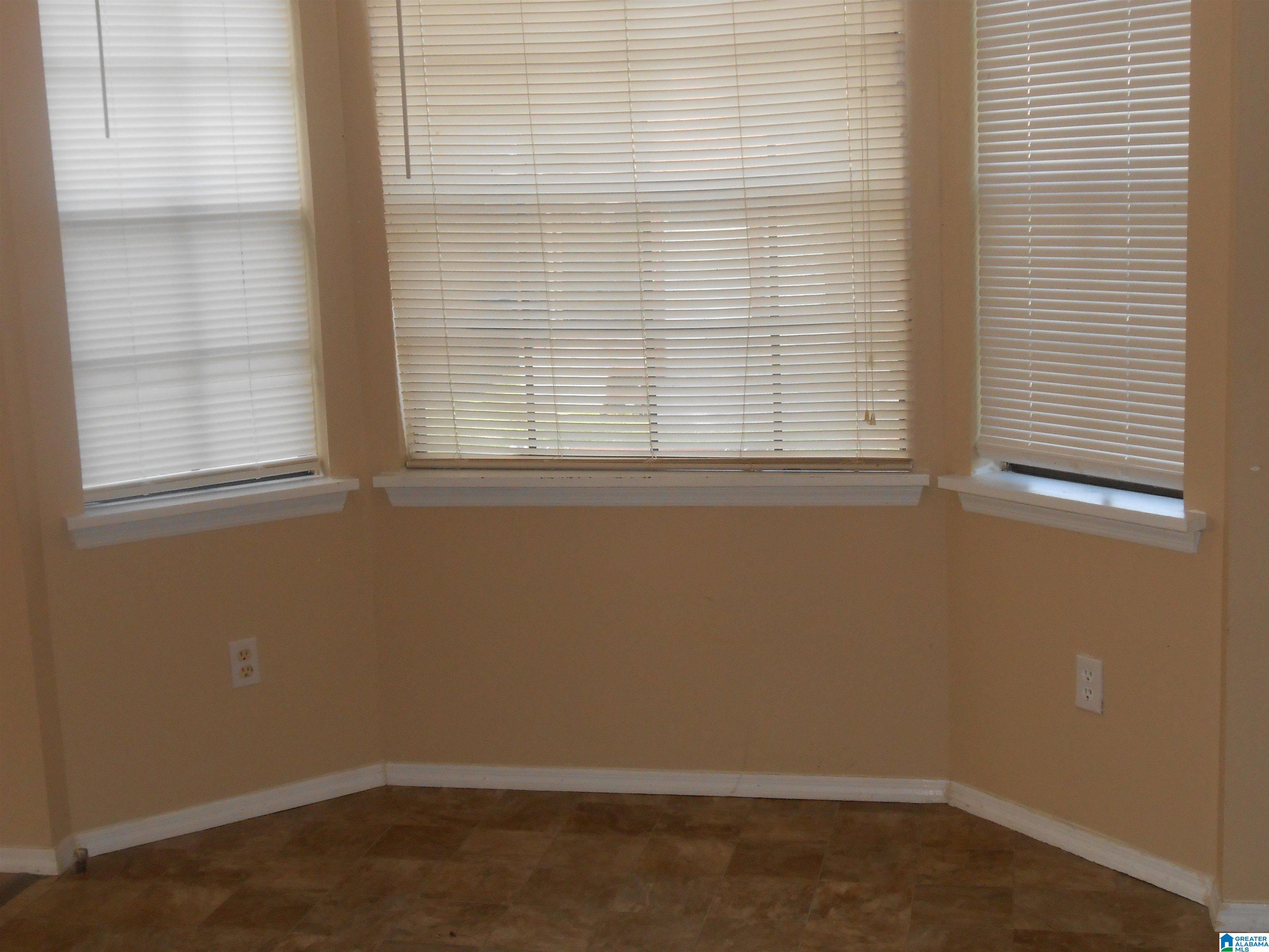 5309 Avenue R Bessemer, AL 35020 - Photo 14 of 48
