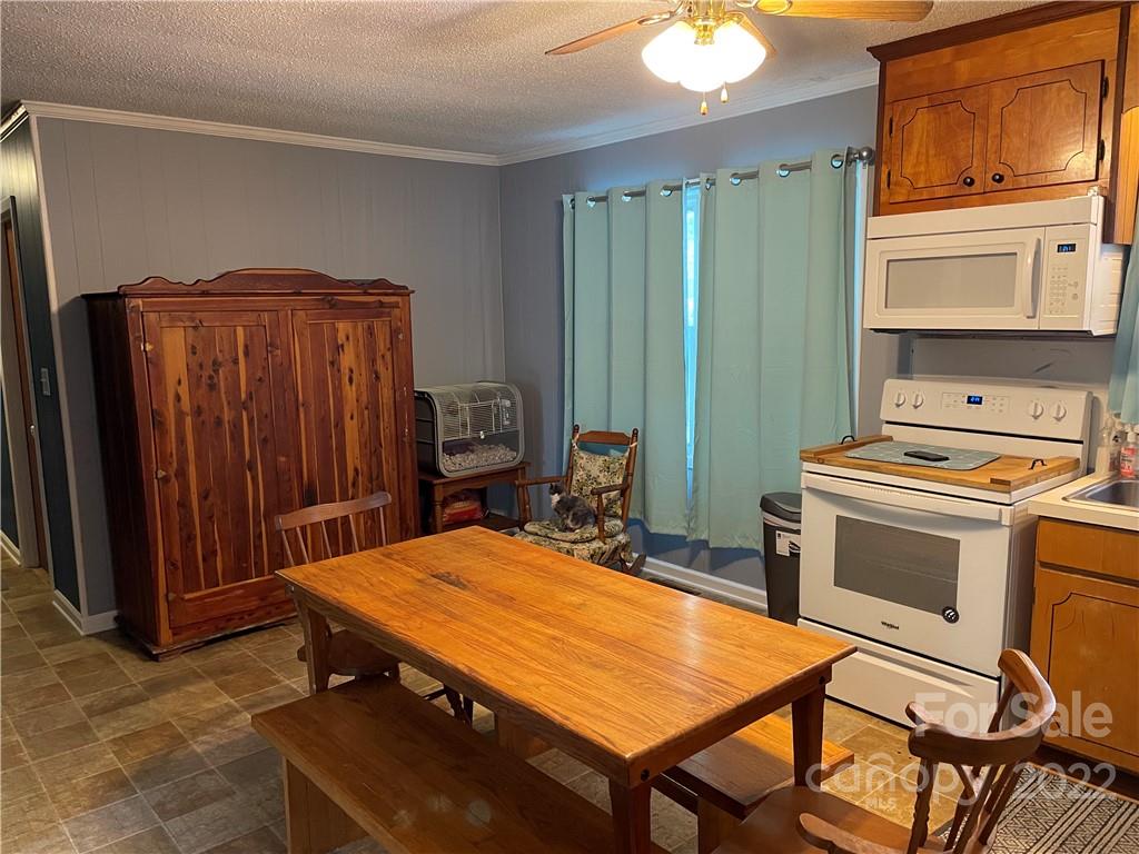536 Oak Road Norwood, NC 28128 - Photo 5 of 19 Gallery Image 5