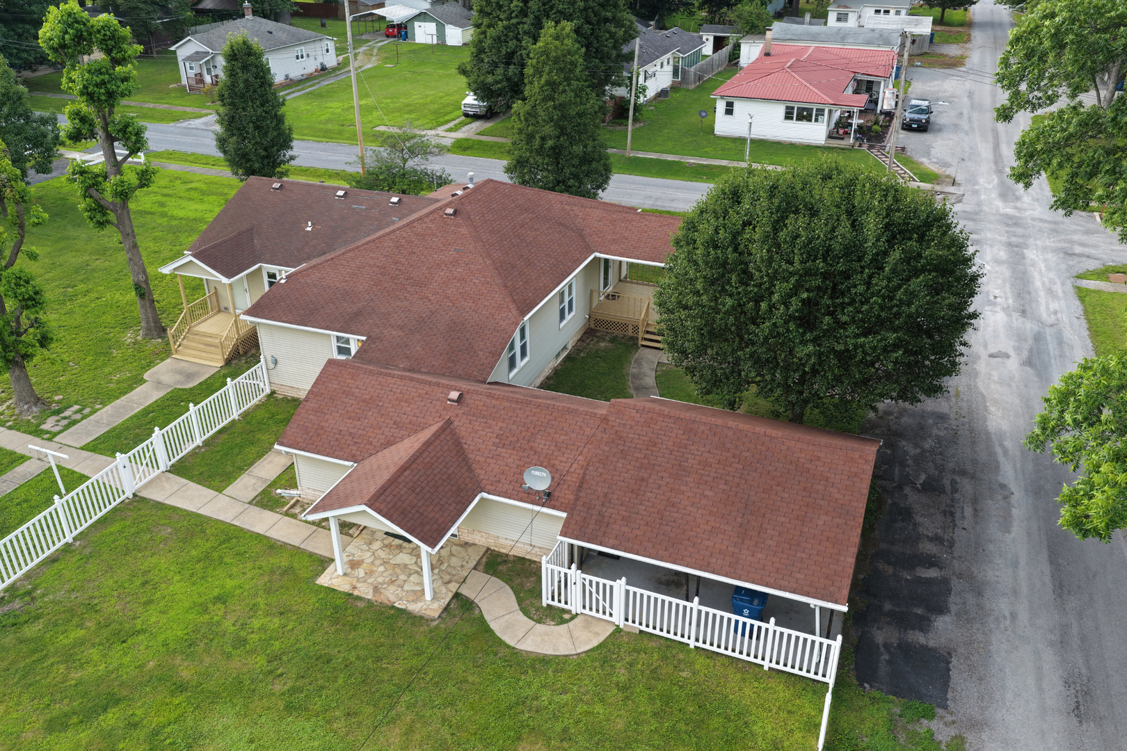 602 West Ray Avenue Christopher, IL 62822 - Photo 9 of 61
