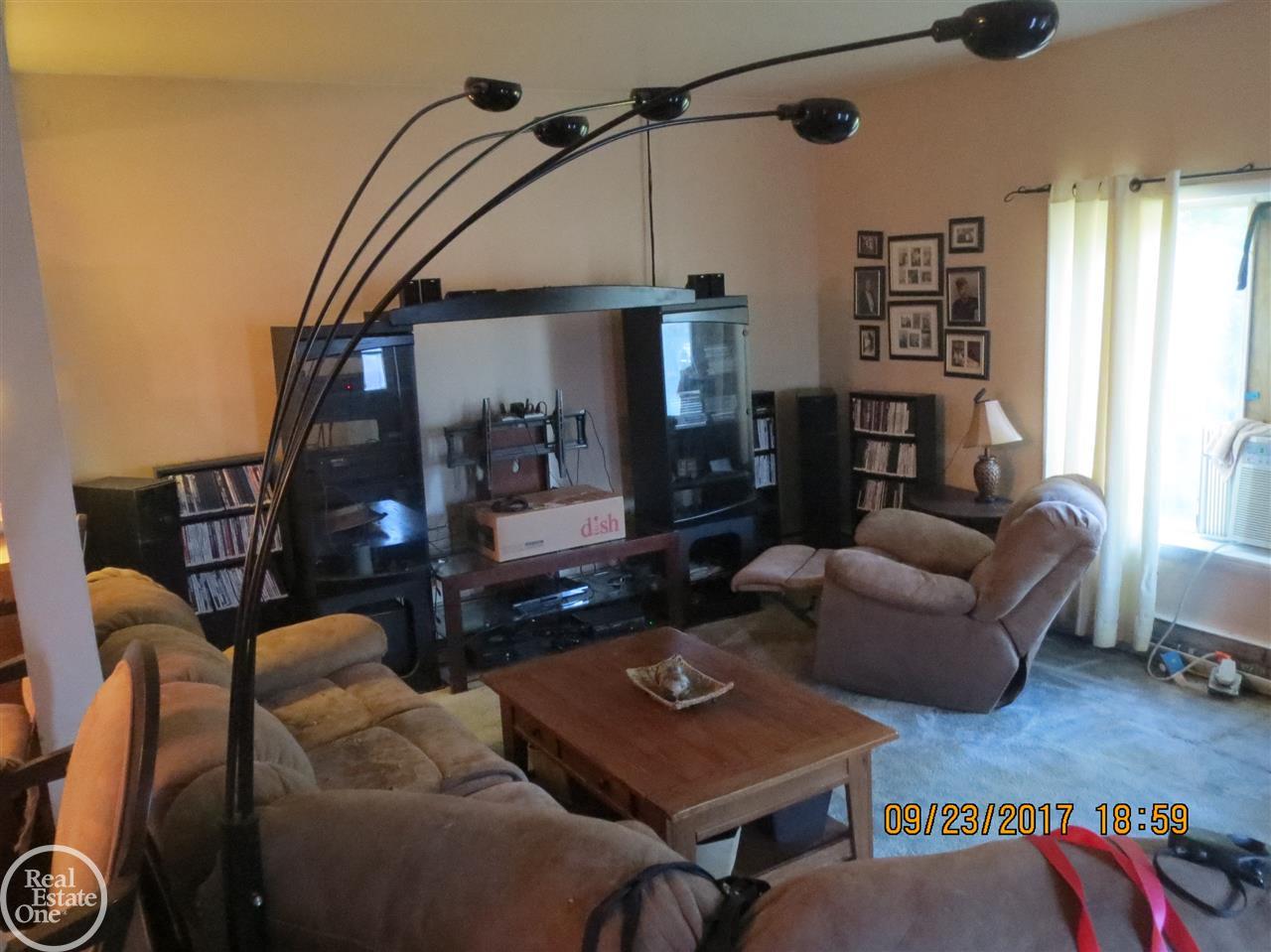 2156 Church Road Applegate, MI 48401 - Photo 8 of 32 31331655-7.JPG