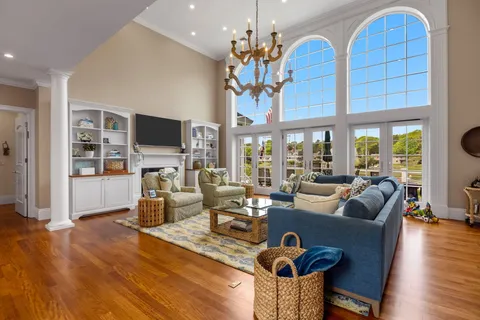 $6,450,000 | 8 Bowsprit Point, Mashpee, MA 02649
