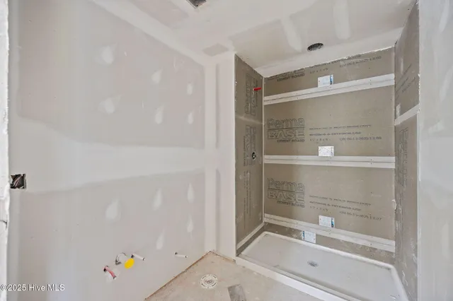 $537,950 | 3204 Whichards Beach Road, Chocowinity, NC 27817